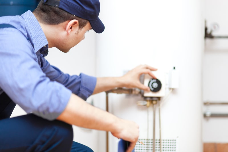 7 Ways to Extend the Lifespan of Your Water Heater in Beeville, TX